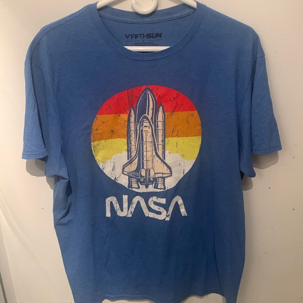 Stunning NASA Fifth Sun 50/50 Sky Blue Tshirt W/ Rainbow Spaceship SZ Large🔥🔥